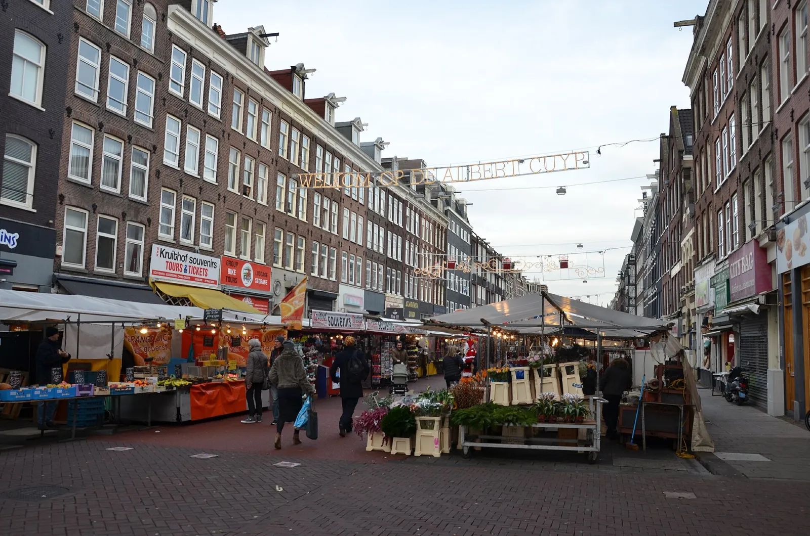 Puestos del mercado Albert Cuyp en la Albert Cuypstraat