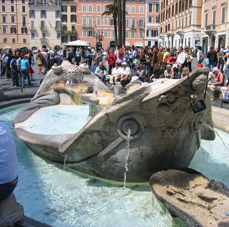 Fuente: Fontana della Barcaccia de la Plaza España de Roma