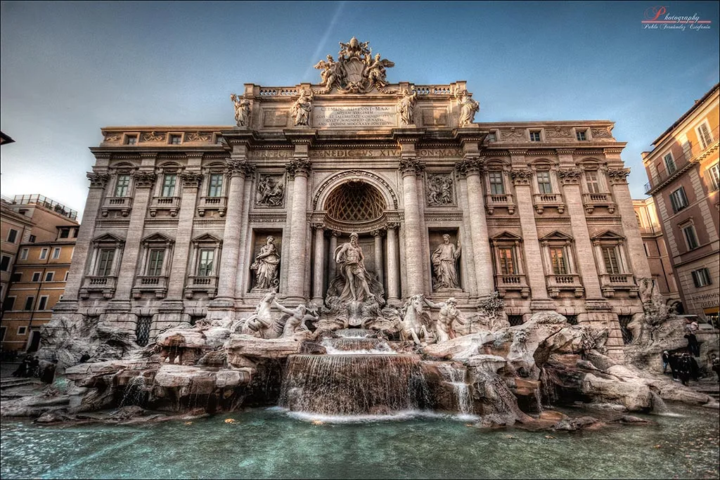 Fontana di Trevi de día