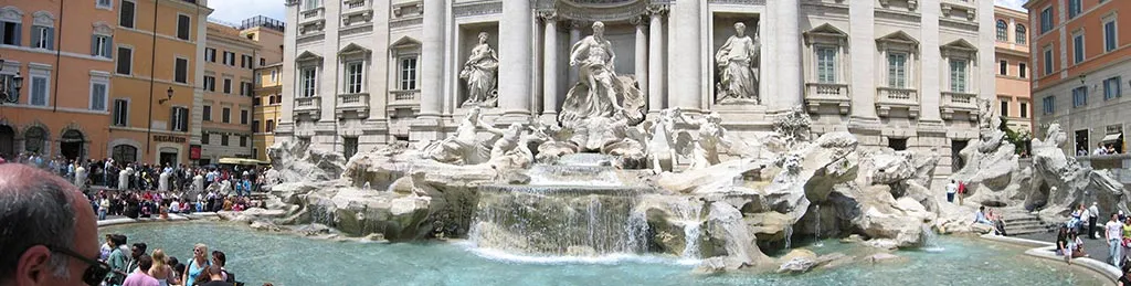 Panorámica de la Fontana di Trevi