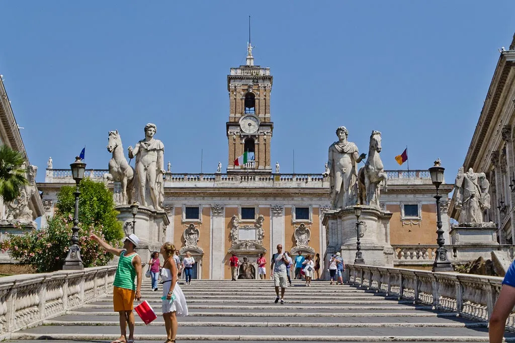 Foto de la Escalinata Cordonata que da acceso a la Plaza Capitolio