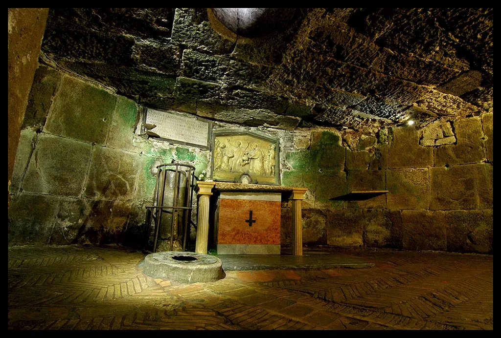 Interior de la Cárcel Mamertina